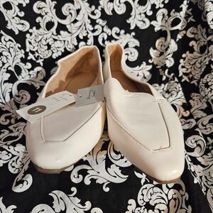 A‎ New Day White Faux Leather Slip-On Loafers Comfort Flats Size 11
